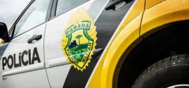 Carro furtado estava sendo desmanchado em Dois Vizinhos Carro furtado estava sendo desmanchado em Dois Vizinhos