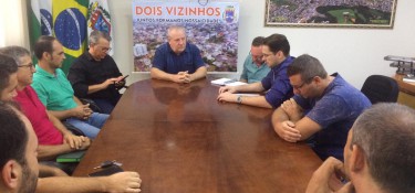 Cedência de servidores motiva reuniões na Prefeitura Cedência de servidores motiva reuniões na Prefeitura