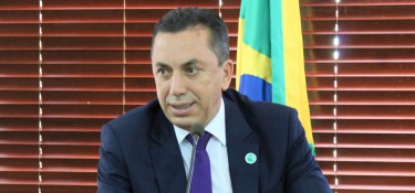 Reichembach solicita a instalação de Defensoria Pública em Dois Vizinhos Reichembach solicita a instalação de Defensoria Pública em Dois Vizinhos