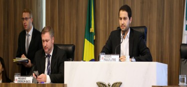 Paulo Litro preside audiência pública sobre proibição de uso de canudos e copos plásticos Paulo Litro preside audiência pública sobre proibição de uso de canudos e copos plásticos