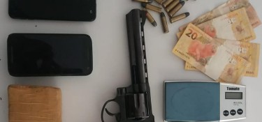 Operação KGB desarticula quadrilha que traficava drogas em Dois Vizinhos Operação KGB desarticula quadrilha que traficava drogas em Dois Vizinhos