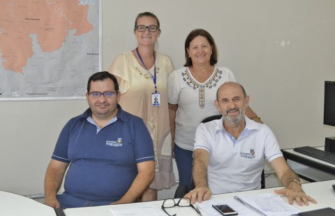 NRE de Dois Vizinhos é destaque no Paraná NRE de Dois Vizinhos é destaque no Paraná