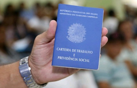 Paraná tem saldo positivo de empregos em junho, diz Caged Paraná tem saldo positivo de empregos em junho, diz Caged