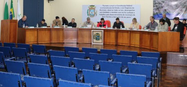 Vereadores entram em recesso com projetos importantes travados na casa Vereadores entram em recesso com projetos importantes travados na casa