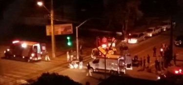 Motociclista morre em acidente no centro de Pato Branco Motociclista morre em acidente no centro de Pato Branco