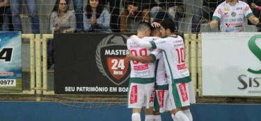 Galo Futsal vence Siqueira Campos no Teodorico Guimarães Galo Futsal vence Siqueira Campos no Teodorico Guimarães