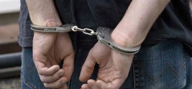 Policia Militar de Dois Vizinhos cumpre mandado de prisão Policia Militar de Dois Vizinhos cumpre mandado de prisão