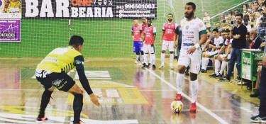Jogo entre Galo Futsal e Siqueira Campos poderá ter o maior público do ano Jogo entre Galo Futsal e Siqueira Campos poderá ter o maior público do ano