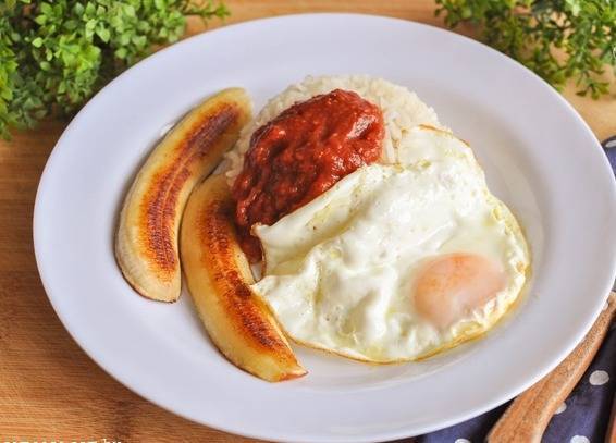 Receita .ARROZ A LA CUBANA