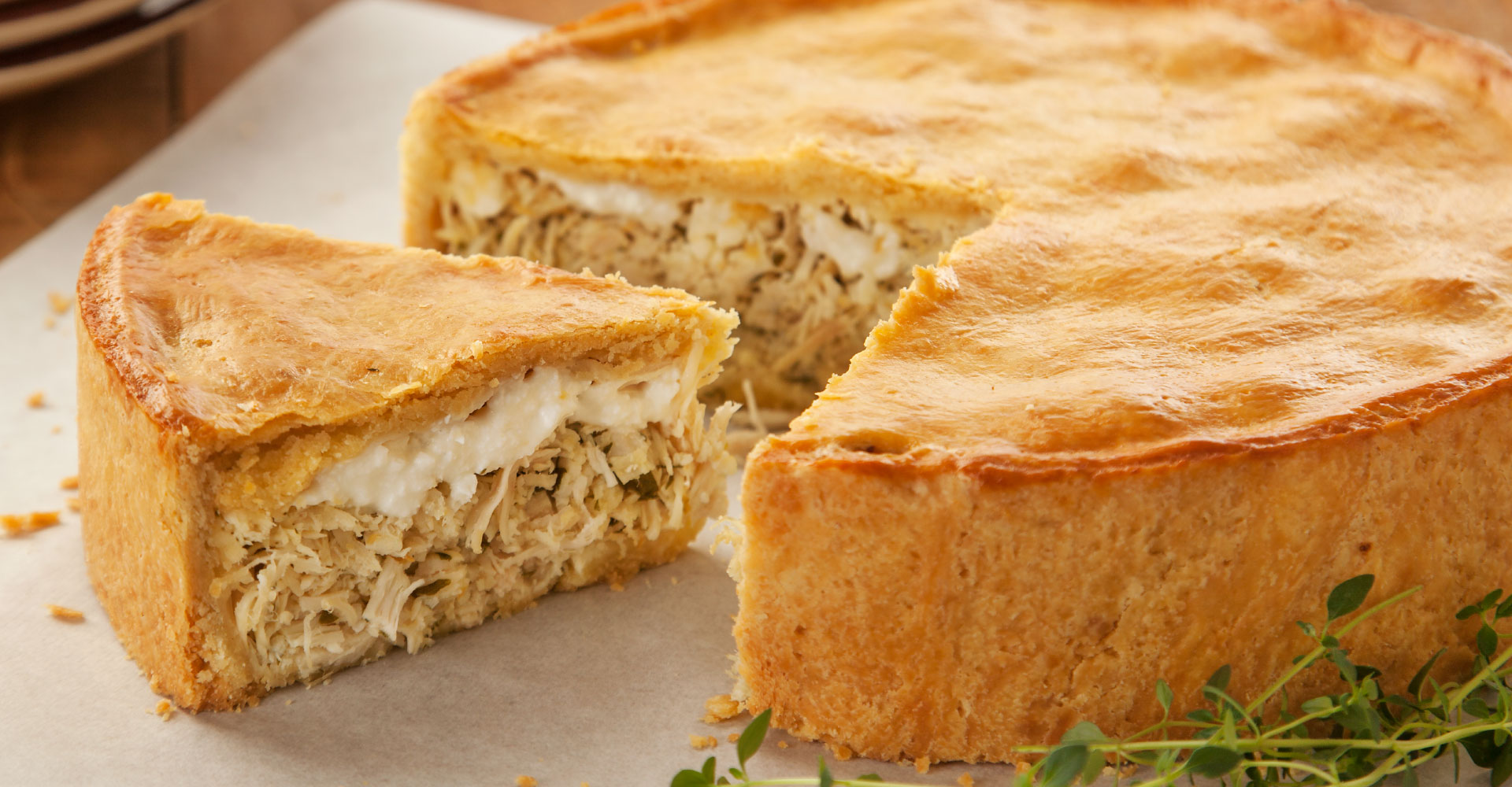 Receita .TORTA DE FRANGO COM QUEIJO 