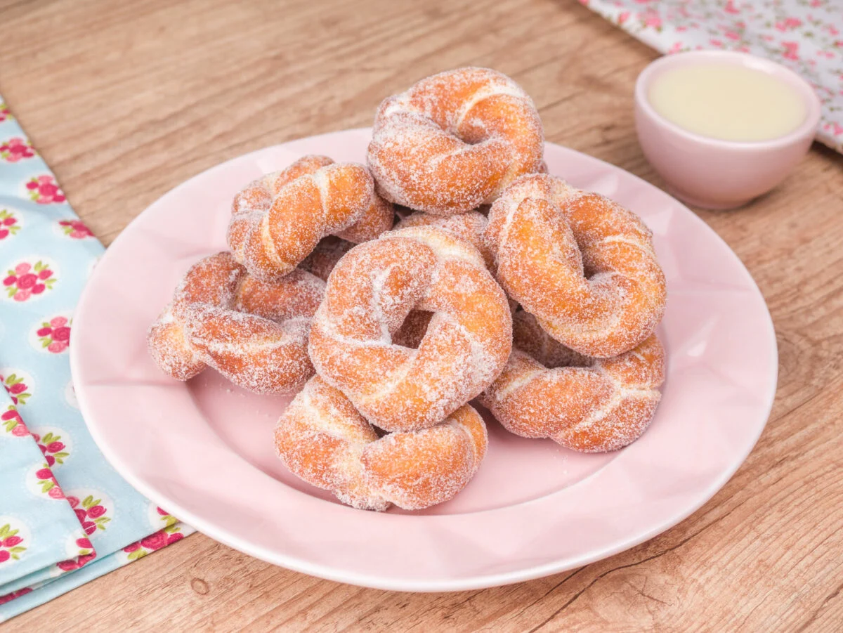 Receita .ROSQUINHA DE LEITE CONDENSADO 